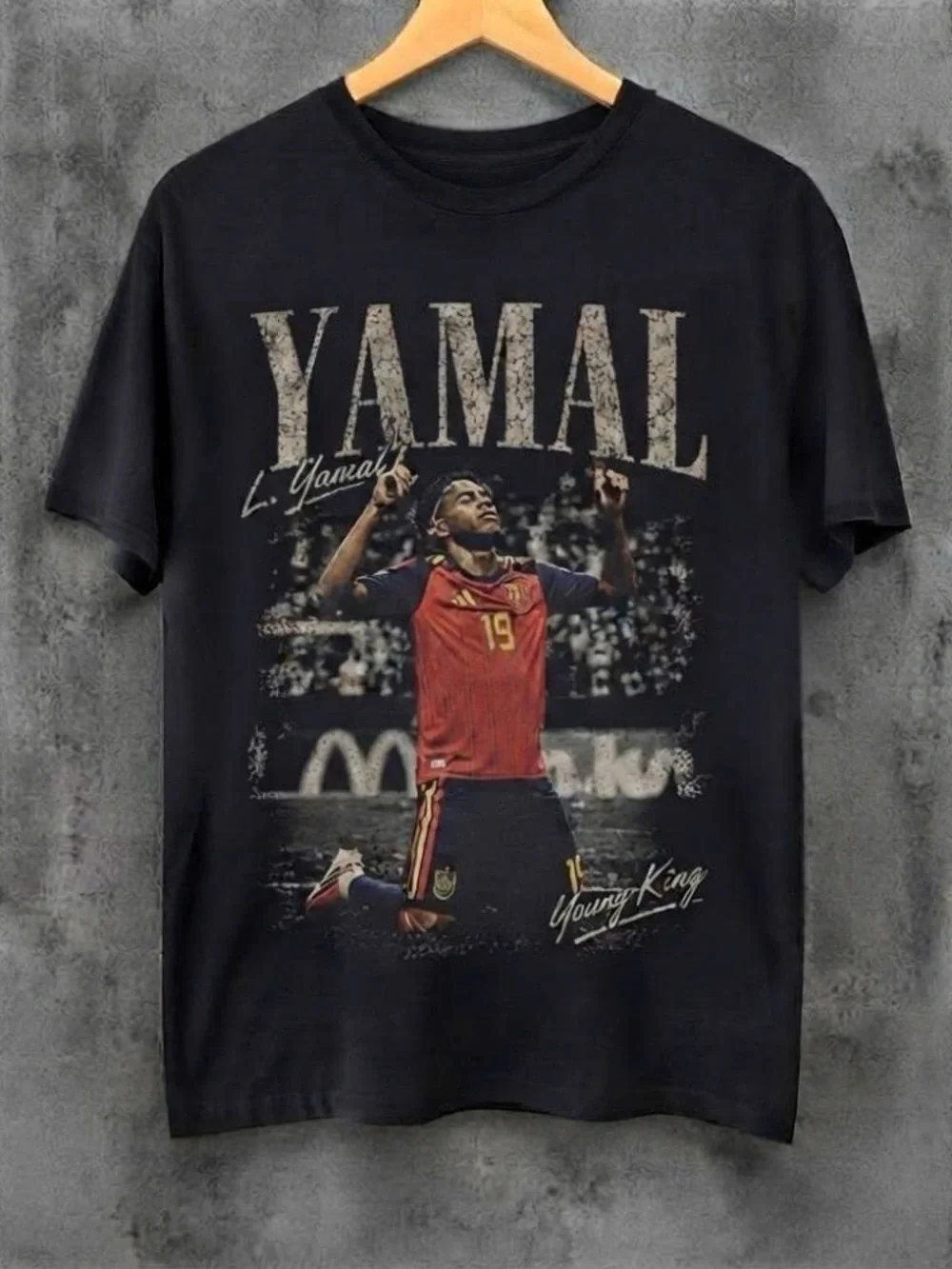Young King Distressed 90s Soccer Fan Gift T-Shirt